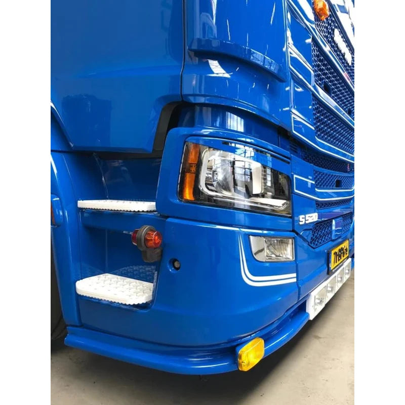 Coppia palpebre Scania S - R con Taglio Luce diurna