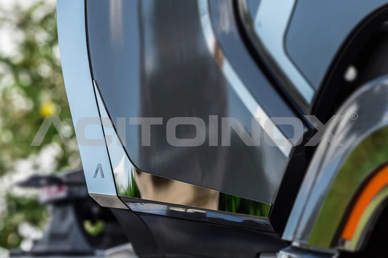 Applicazione profilo inferiore spoiler Scania S/R
